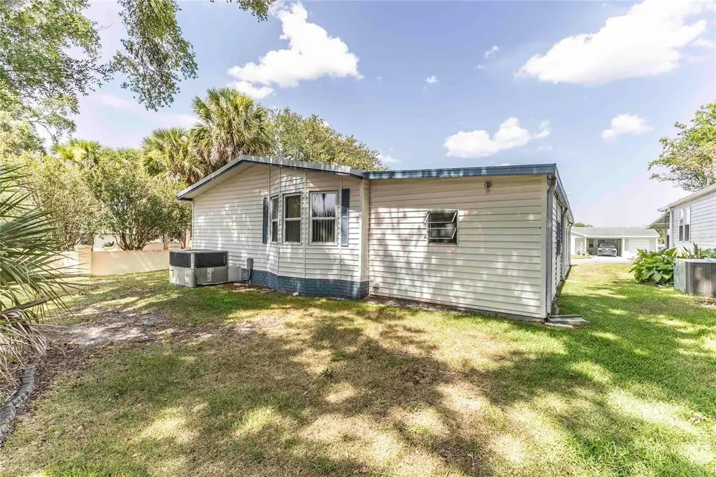 1159 Paradise Drive Lady Lake FL 32159