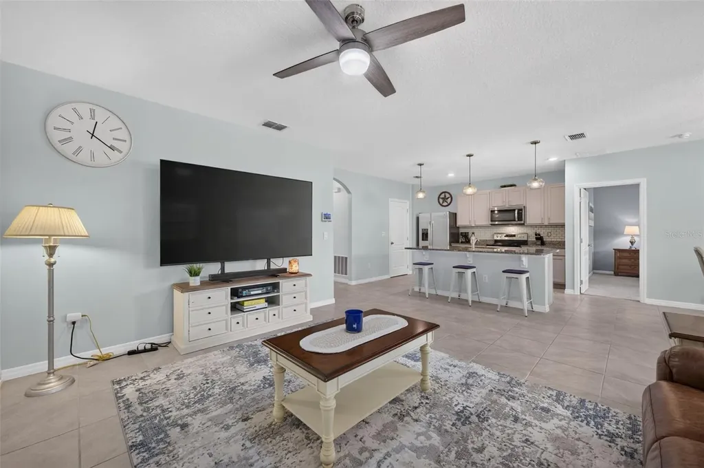 5264 Greenheart Avenue Mount Dora FL 32757