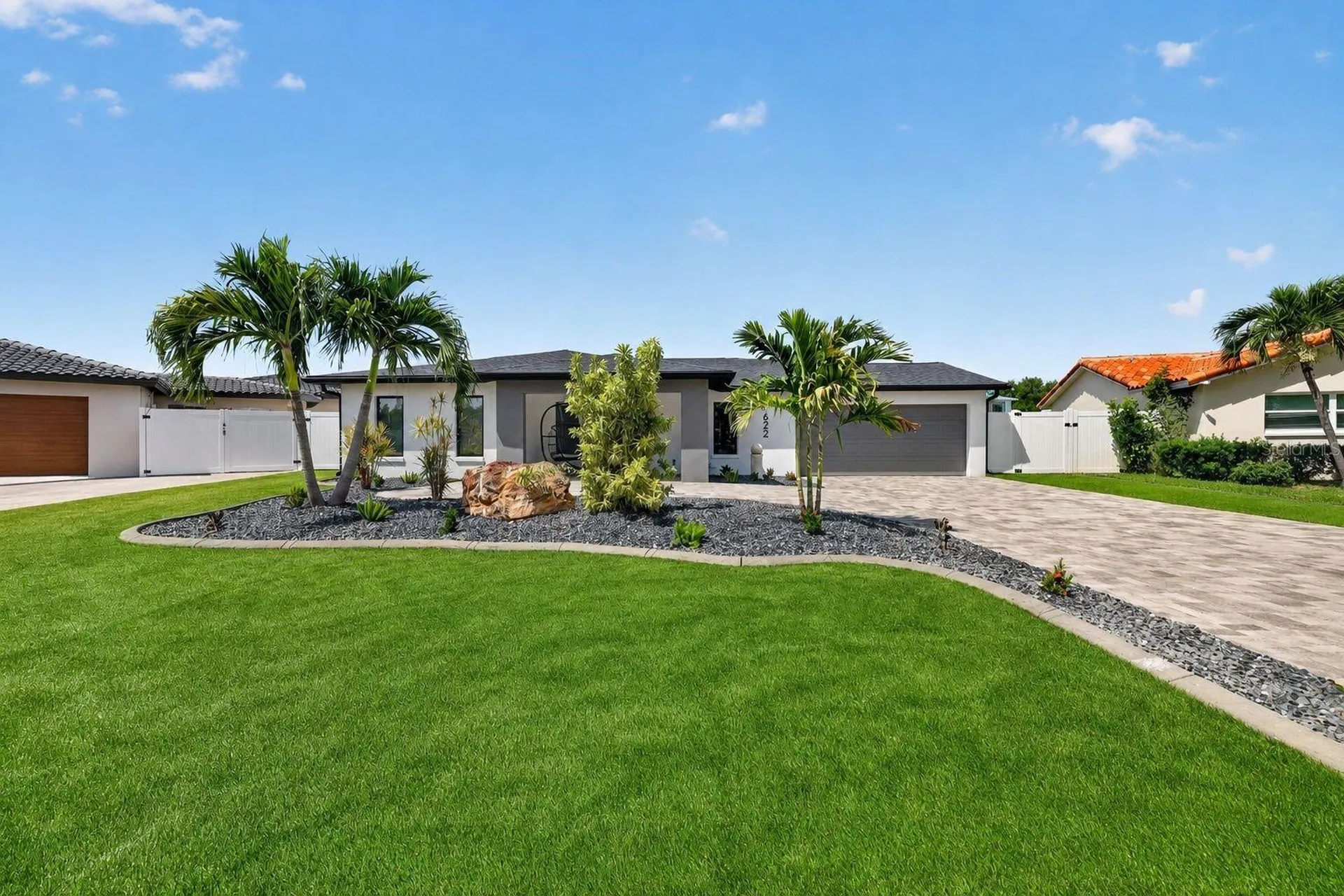 9622 NE Oak Street St Petersburg FL 33702