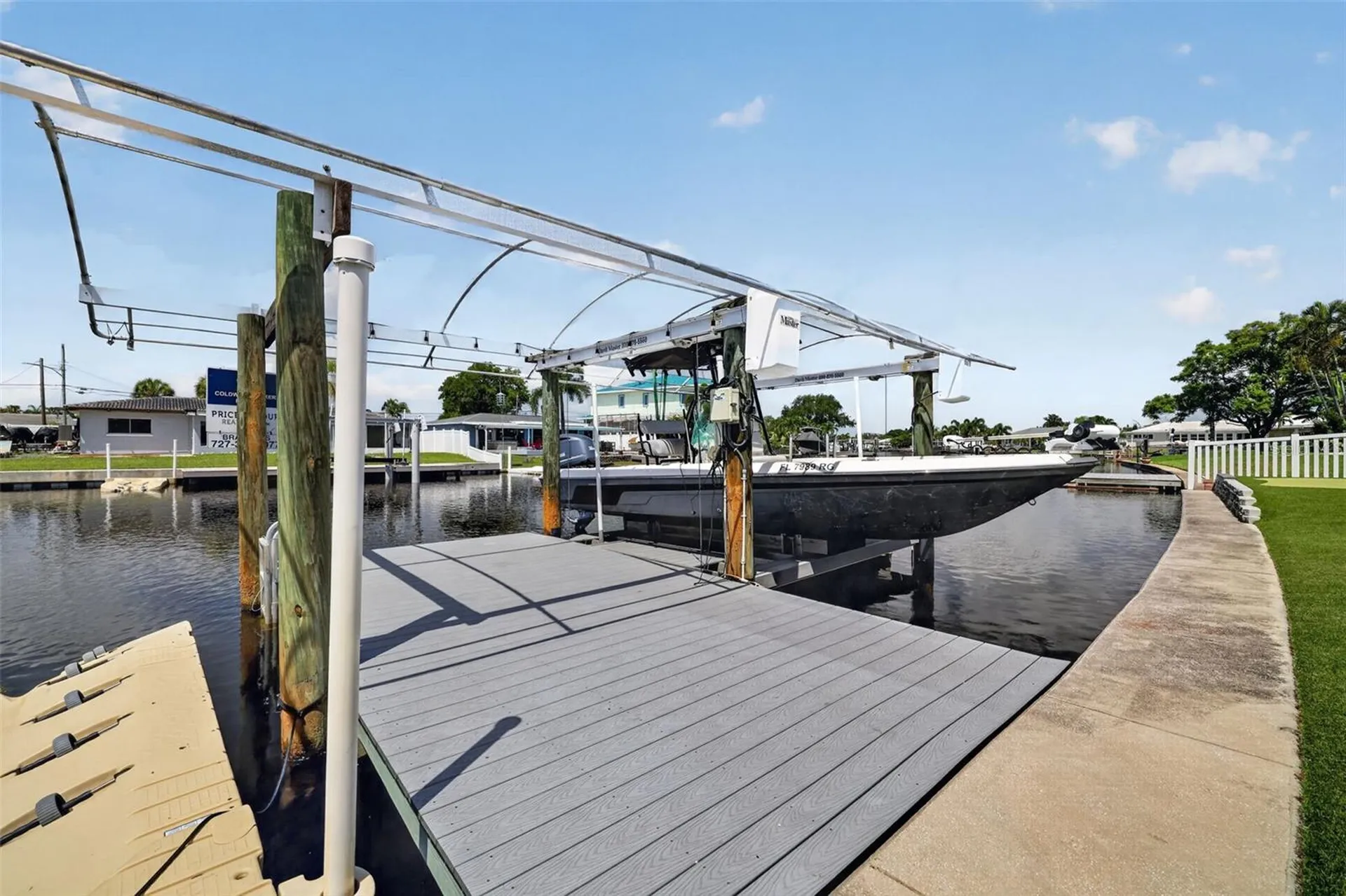 9622 NE Oak Street St Petersburg FL 33702