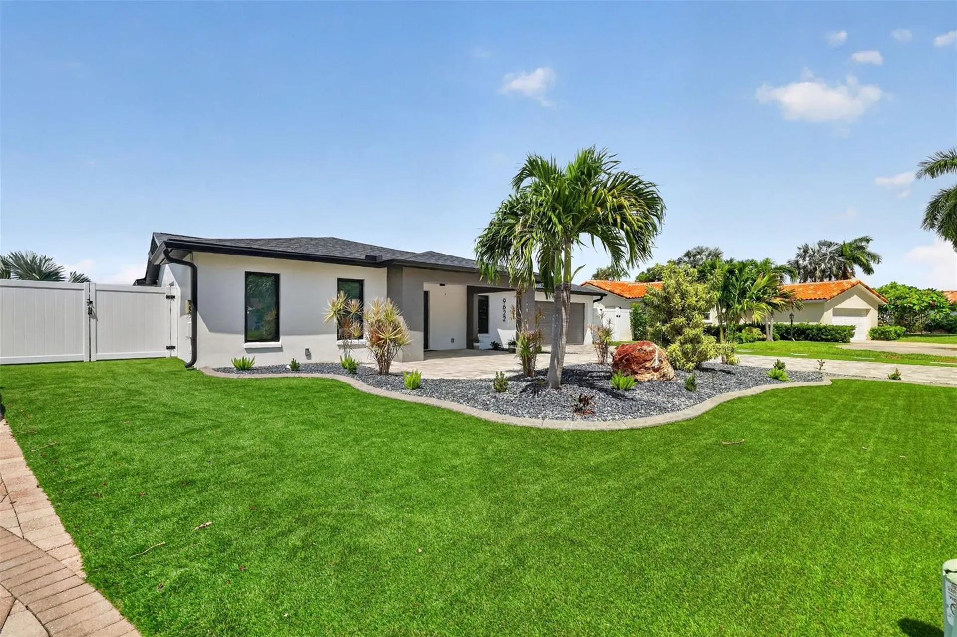 9622 NE Oak Street St Petersburg FL 33702