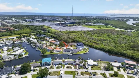 9622 NE Oak Street St Petersburg FL 33702