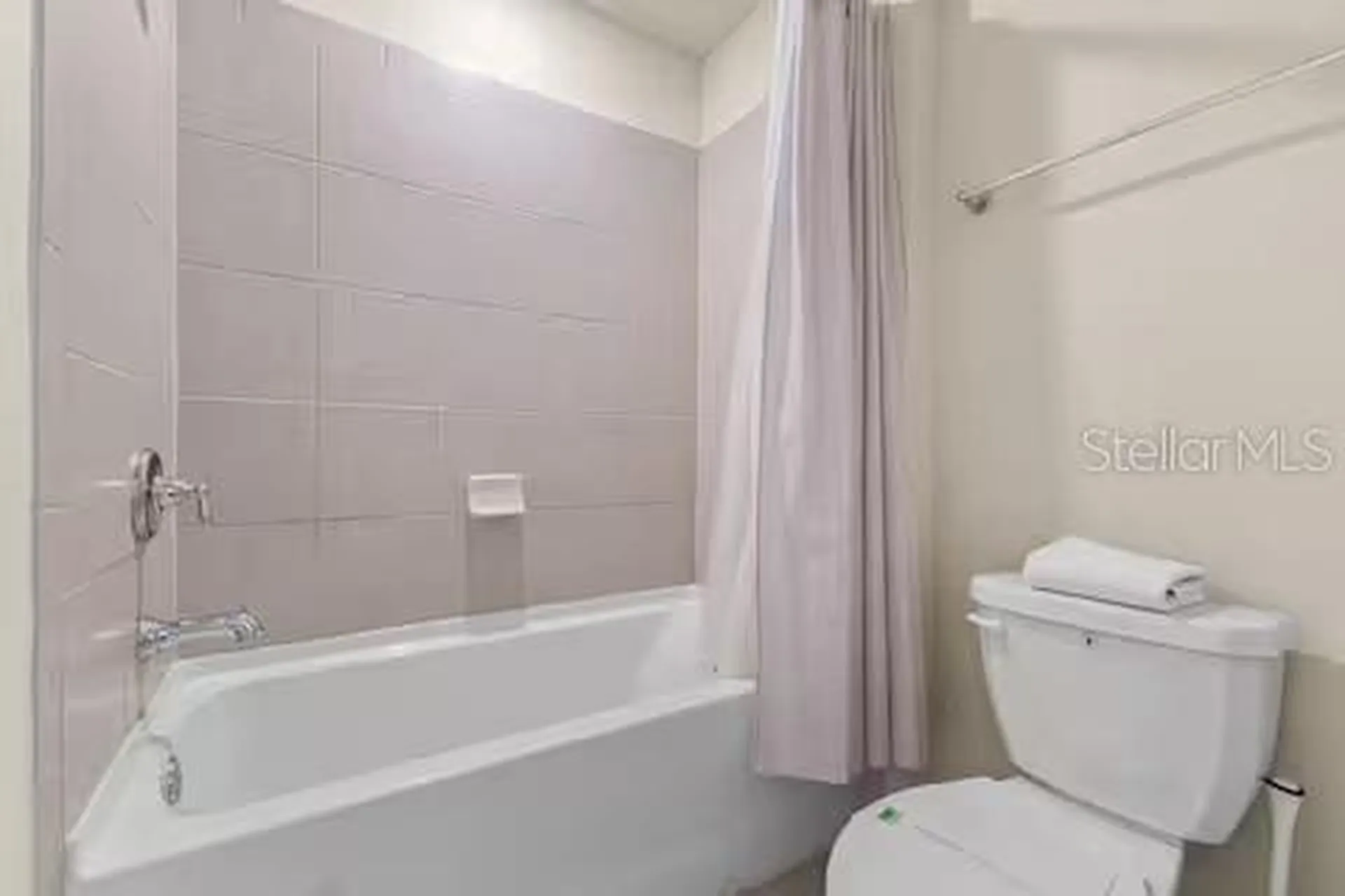 3787 Lana Avenue Davenport FL 33897