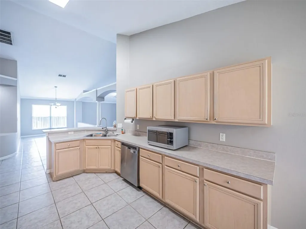 2843 Strand Circle Oviedo FL 32765
