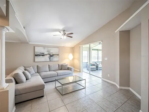 2843 Strand Circle Oviedo FL 32765