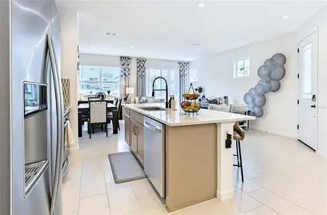 1120 Lakeshore Breeze Place Kissimmee FL 34747