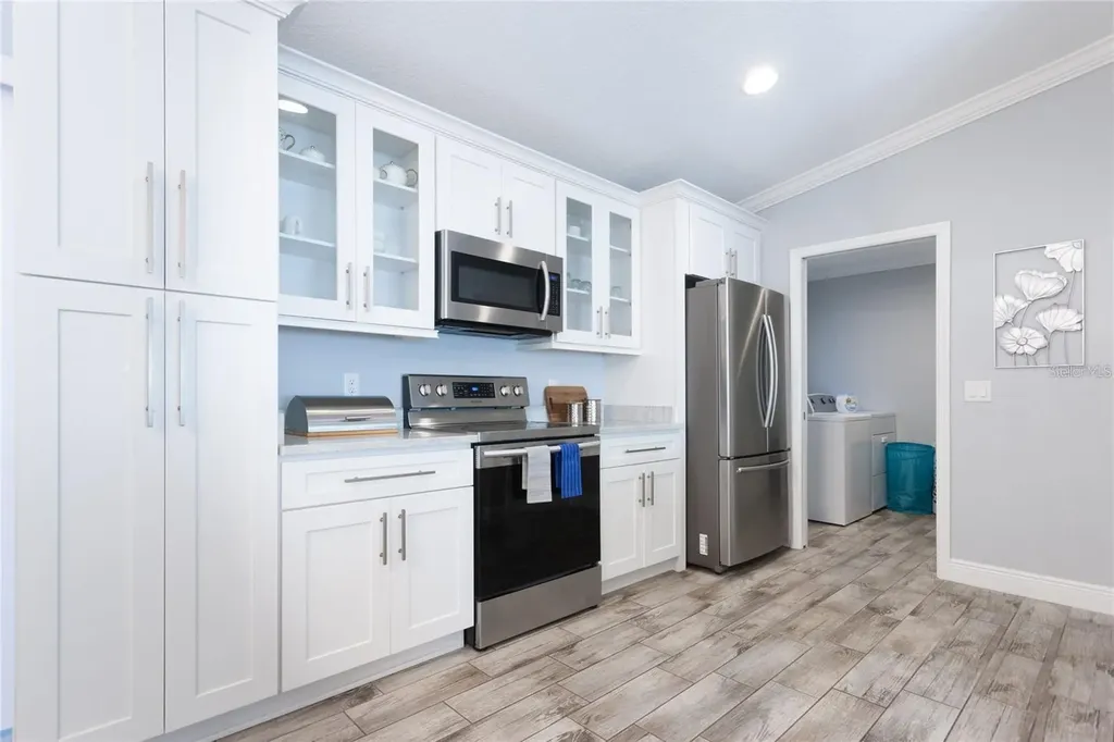 691 E Country Club Drive Williston FL 32696