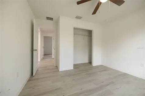 691 E Country Club Drive Williston FL 32696