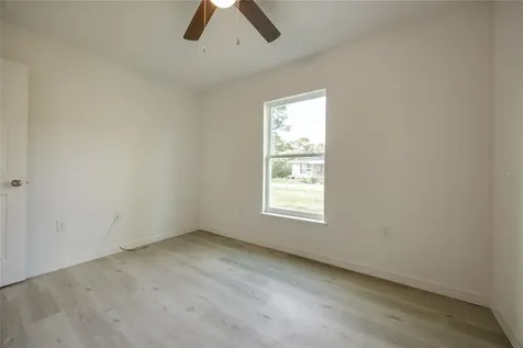 691 E Country Club Drive Williston FL 32696