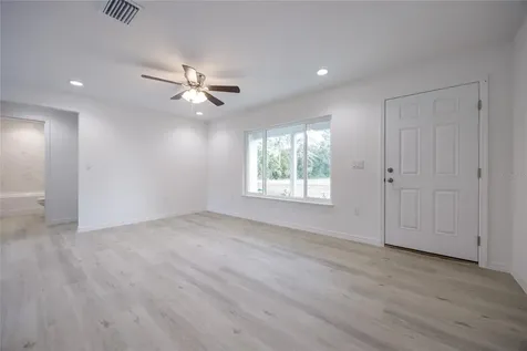 691 E Country Club Drive Williston FL 32696