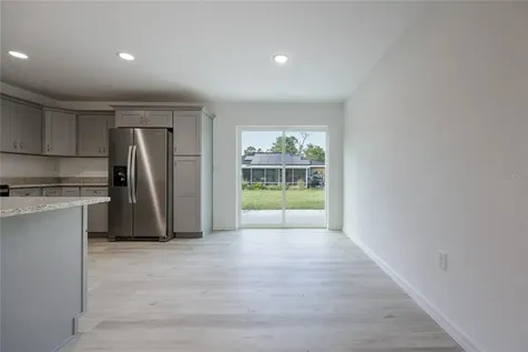 691 E Country Club Drive Williston FL 32696