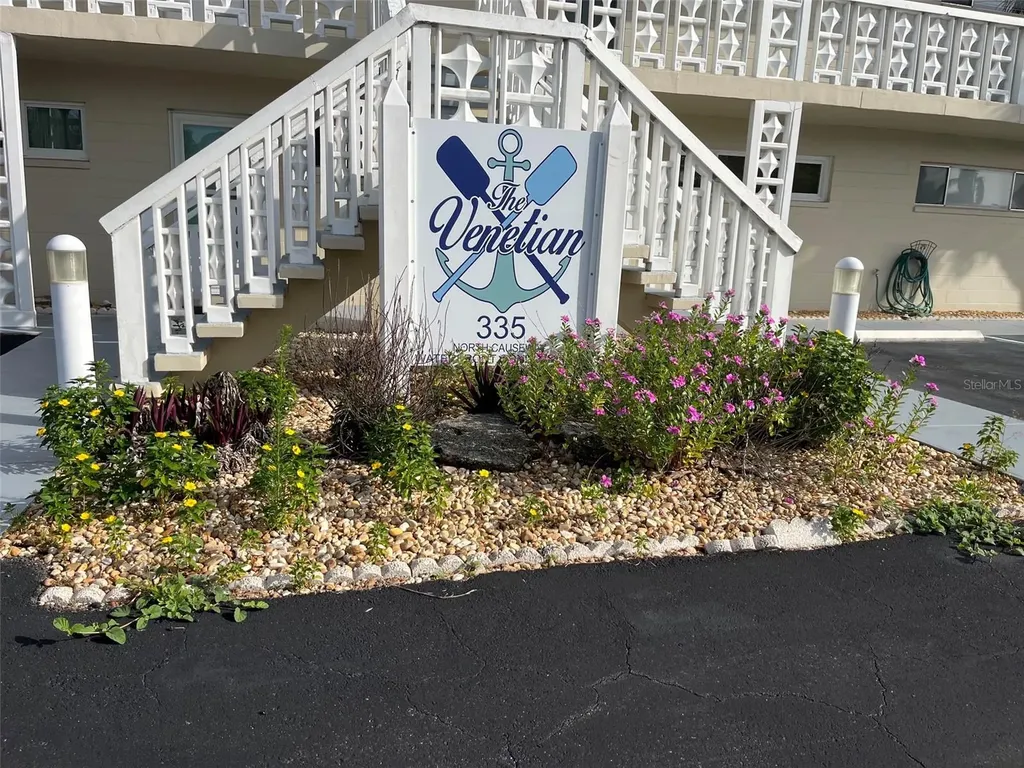 335 N Causeway New Smyrna Beach FL 32169
