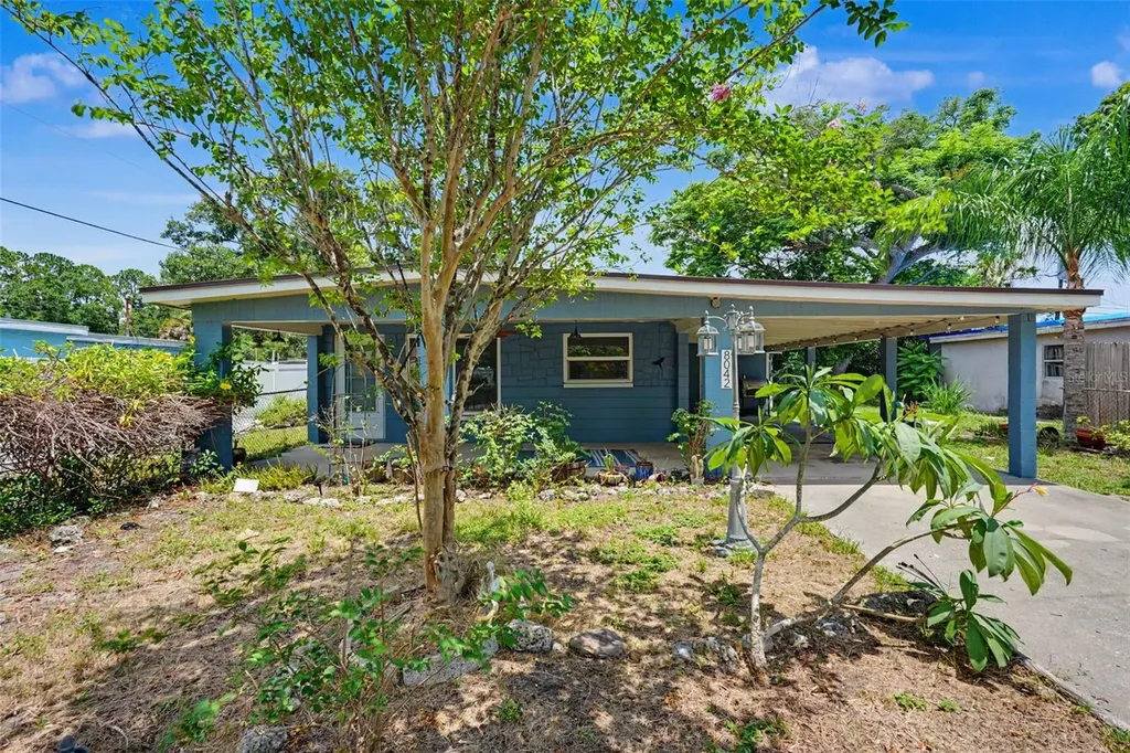 8042 91st Terrace Seminole FL 33777