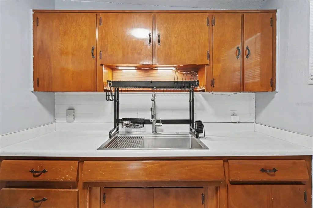 8042 91st Terrace Seminole FL 33777