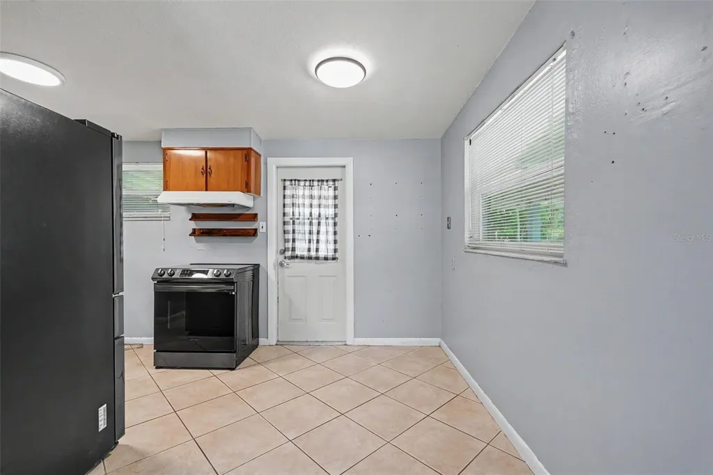 8042 91st Terrace Seminole FL 33777