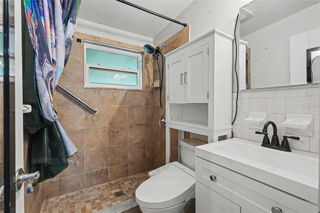 8042 91st Terrace Seminole FL 33777