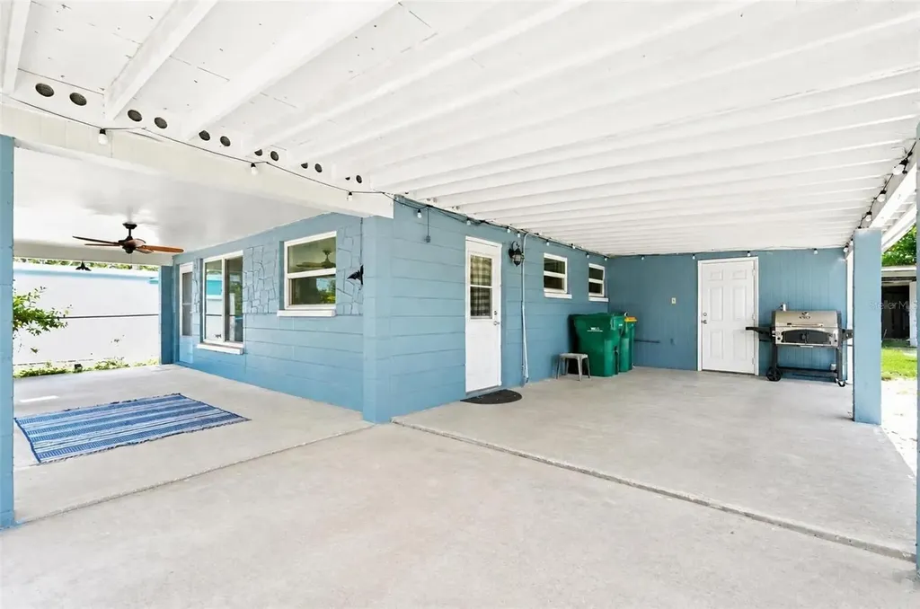 8042 91st Terrace Seminole FL 33777