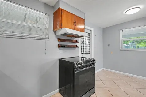 8042 91st Terrace Seminole FL 33777