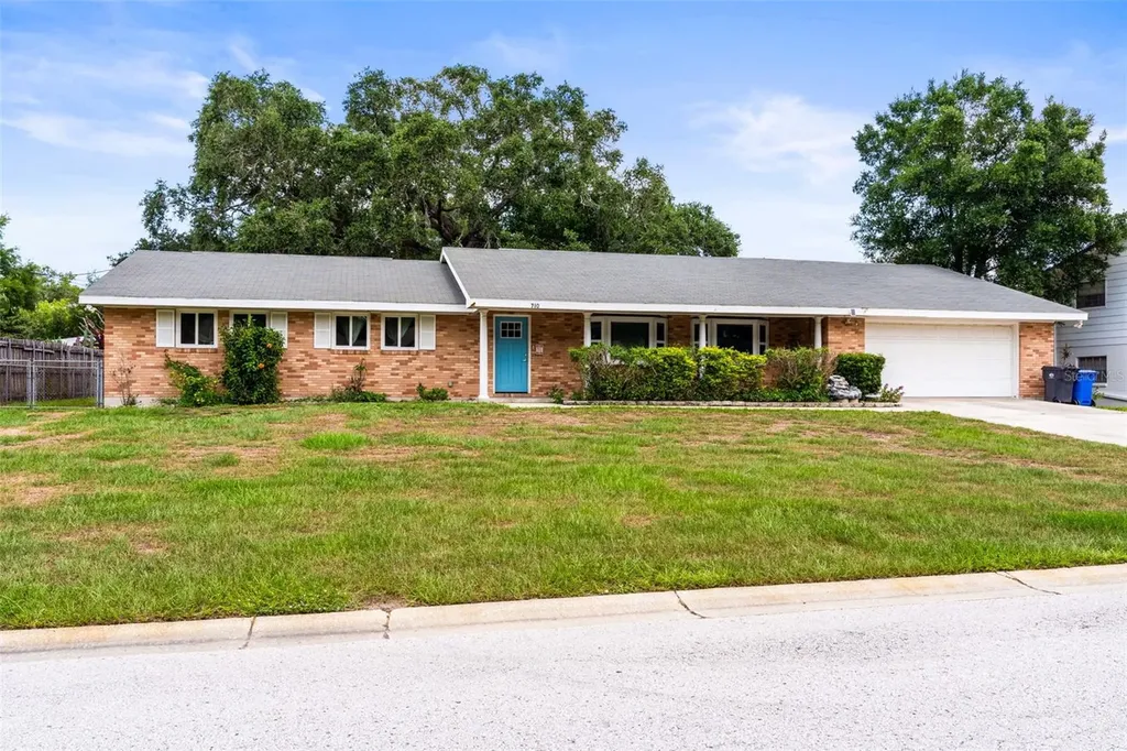 710 Debra Lynne Drive Brandon FL 33511