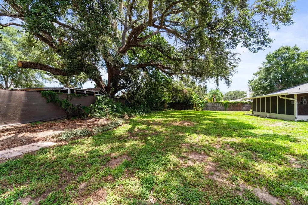 710 Debra Lynne Drive Brandon FL 33511