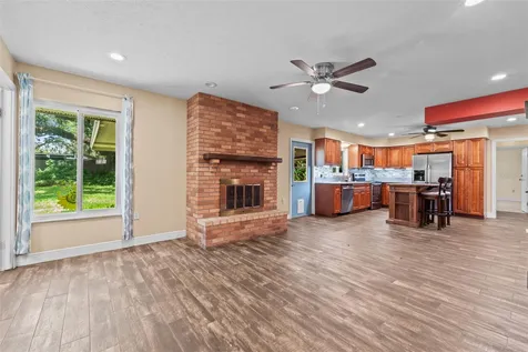 710 Debra Lynne Drive Brandon FL 33511