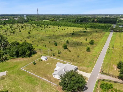 40932 Maxwell Road Umatilla FL 32784