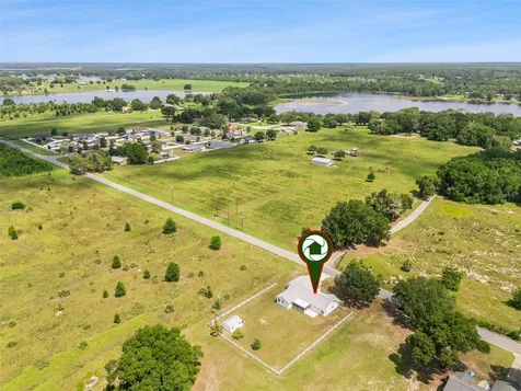 40932 Maxwell Road Umatilla FL 32784