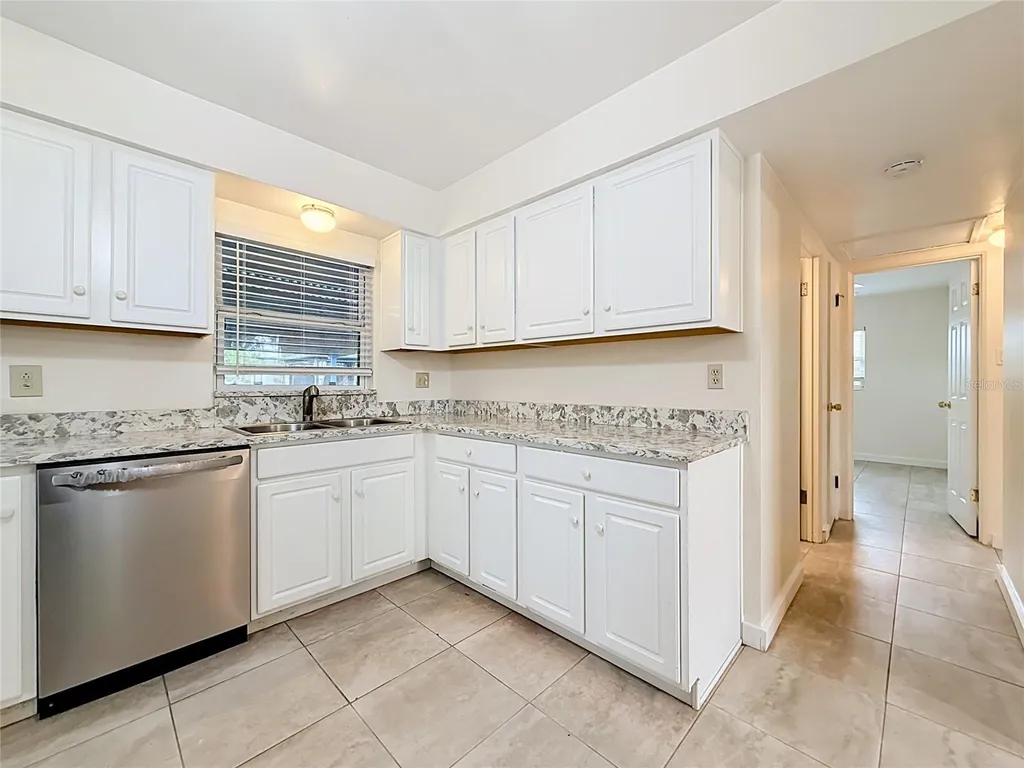 6430 83rd Avenue N Pinellas Park FL 33781