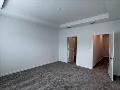 2494 Skyline Loop Kissimmee FL 34759
