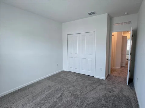 2494 Skyline Loop Kissimmee FL 34759