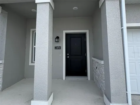 2494 Skyline Loop Kissimmee FL 34759