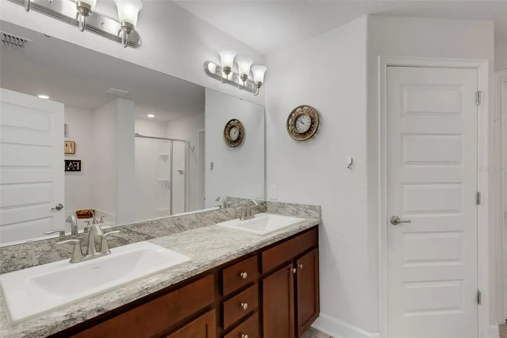 220 Heritage Park Lane Mulberry FL 33860