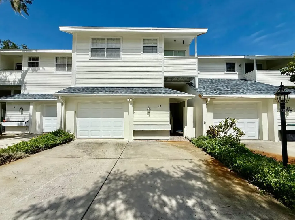5220 S Russell Street Tampa FL 33611