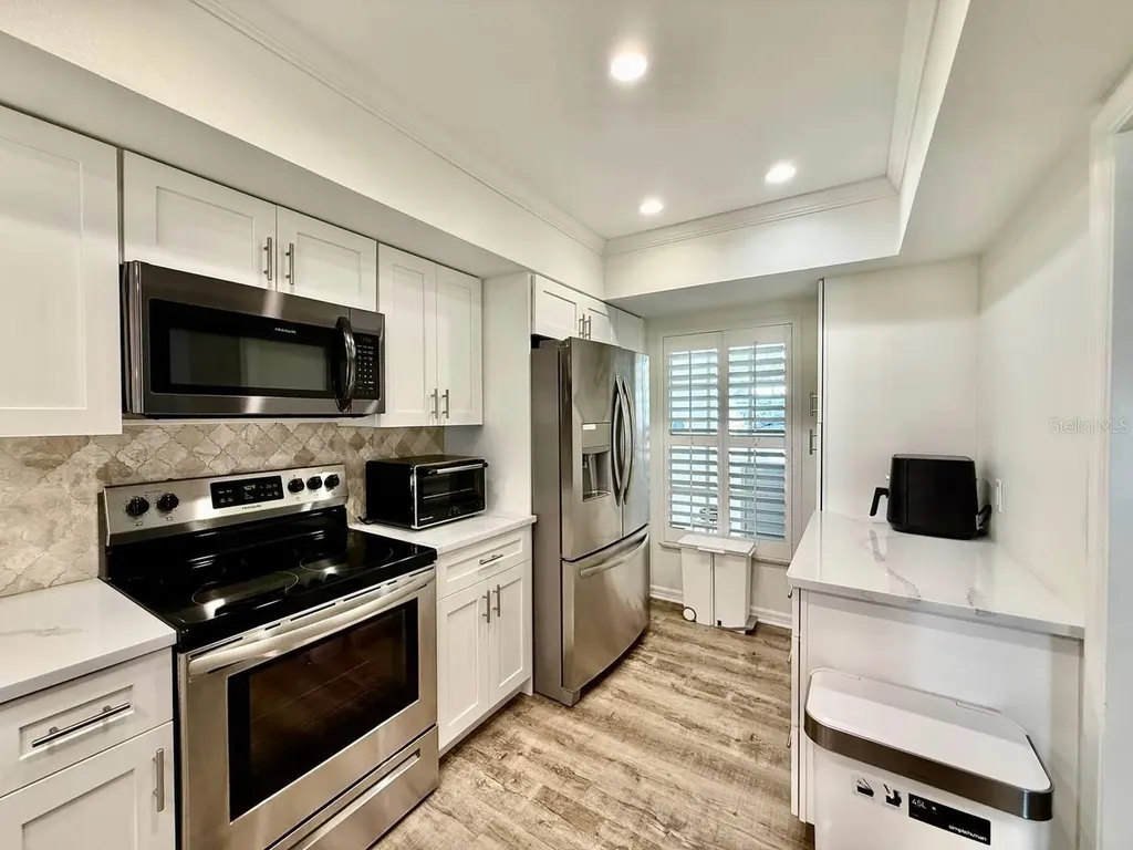 5220 S Russell Street Tampa FL 33611