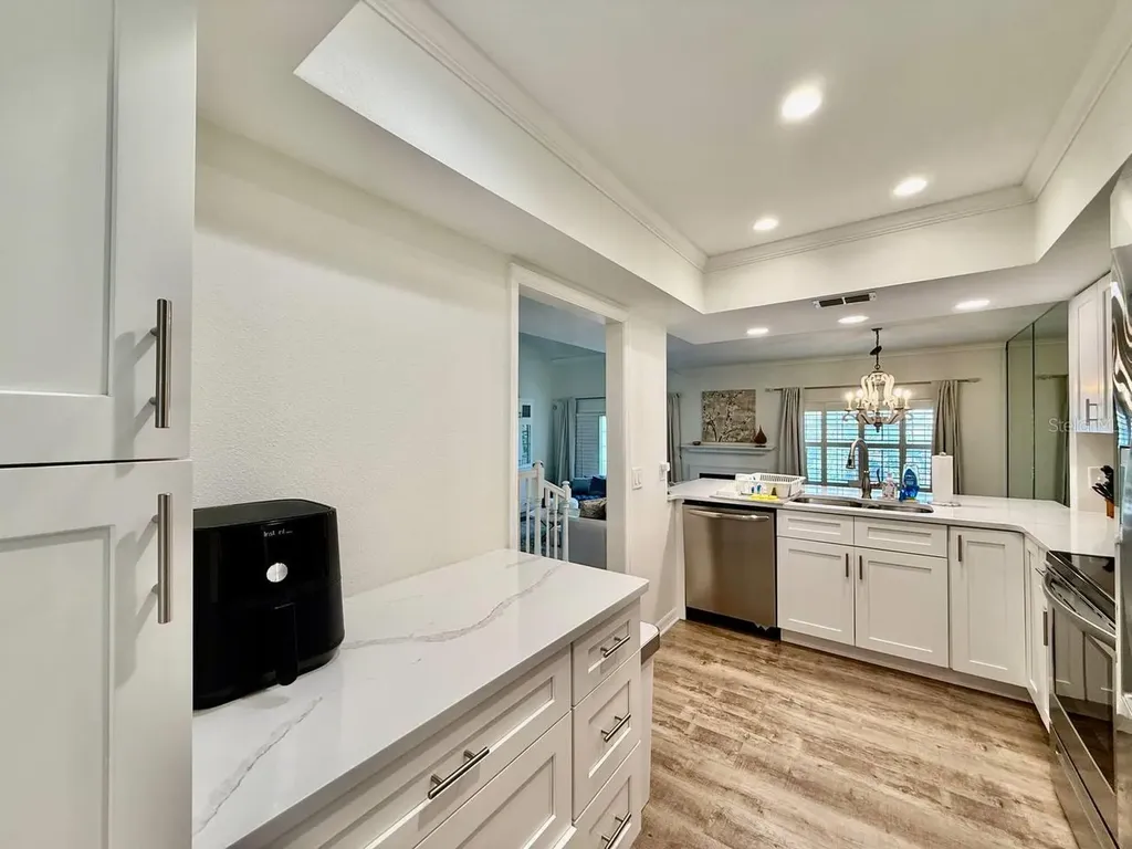 5220 S Russell Street Tampa FL 33611