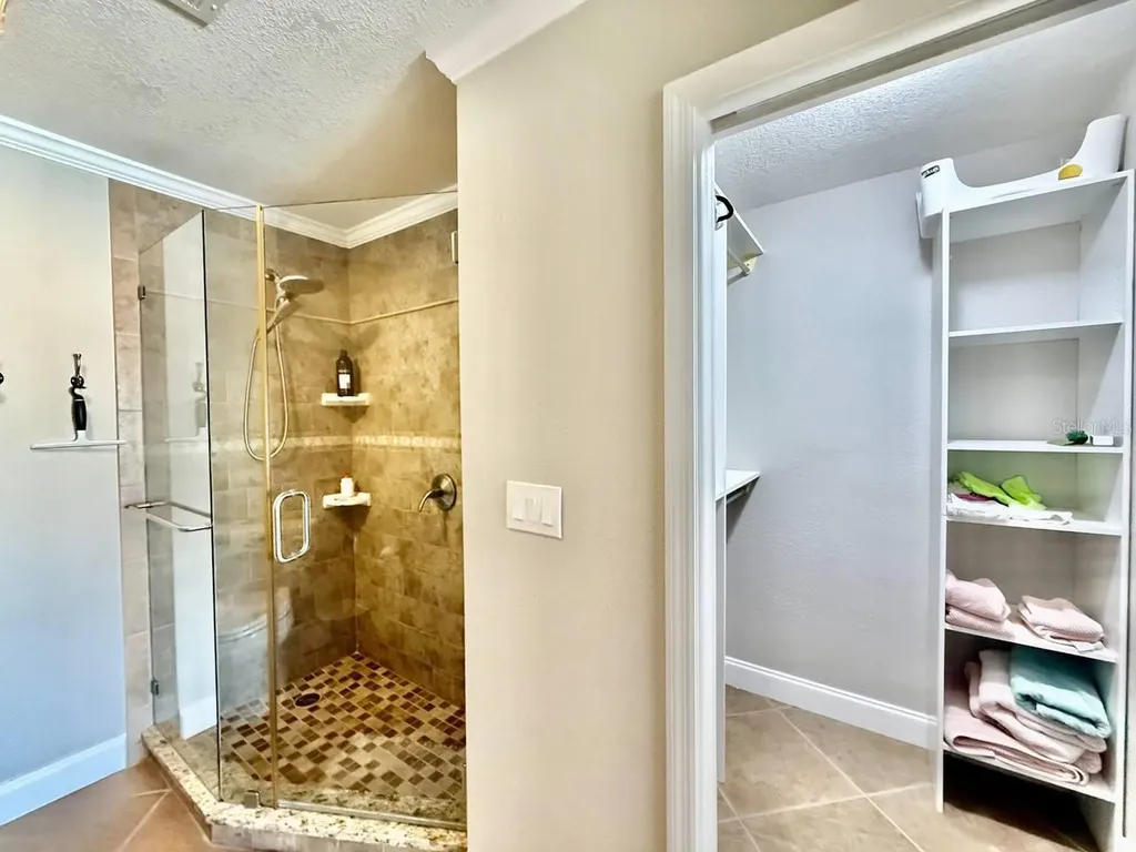 5220 S Russell Street Tampa FL 33611