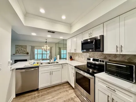 5220 S Russell Street Tampa FL 33611