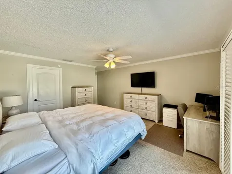 5220 S Russell Street Tampa FL 33611