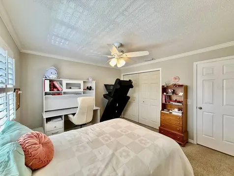 5220 S Russell Street Tampa FL 33611
