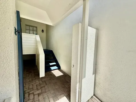 5220 S Russell Street Tampa FL 33611