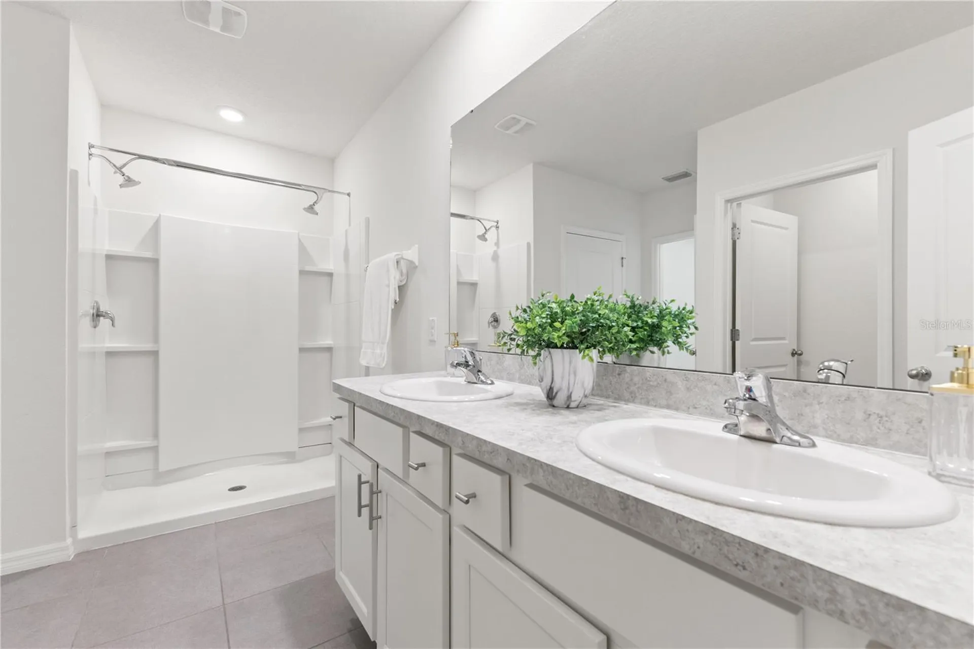 10823 Trailing Vine Drive Tampa FL 33610
