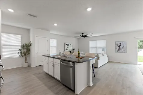 10823 Trailing Vine Drive Tampa FL 33610