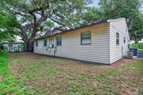 397 SW 2nd Street Largo FL 33770
