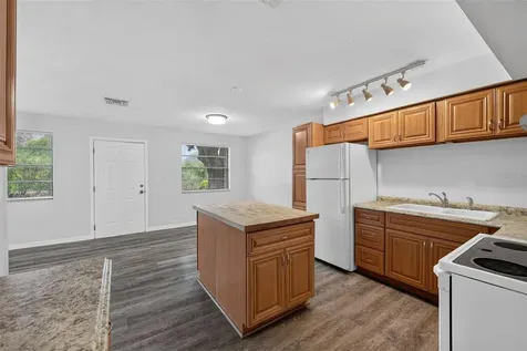 397 SW 2nd Street Largo FL 33770