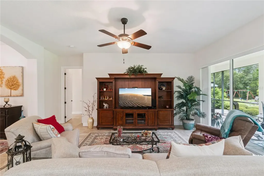 5344 Sandy Hill Lane Lady Lake FL 32159