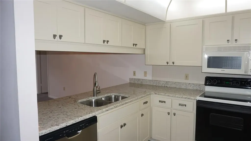 12141 Spartan Way Hudson FL 34667