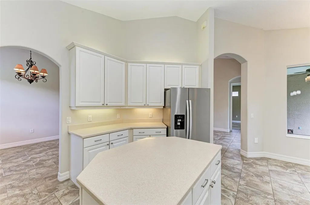 337 Snapdragon Loop Bradenton FL 34212