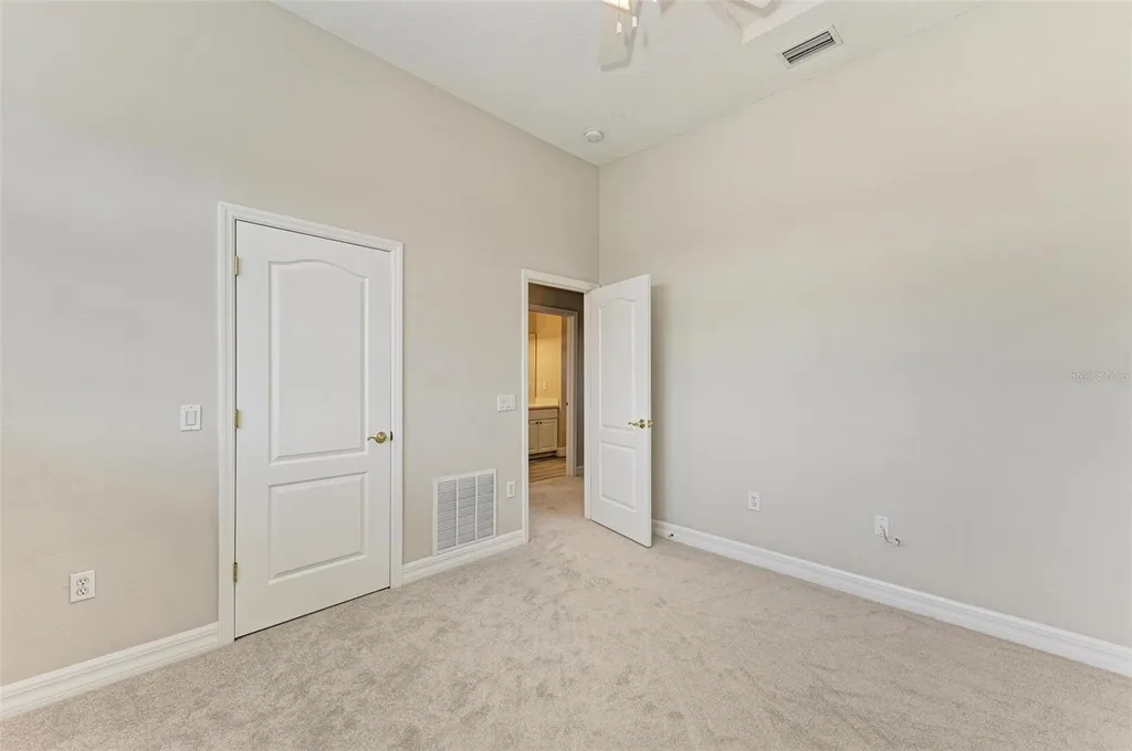 337 Snapdragon Loop Bradenton FL 34212