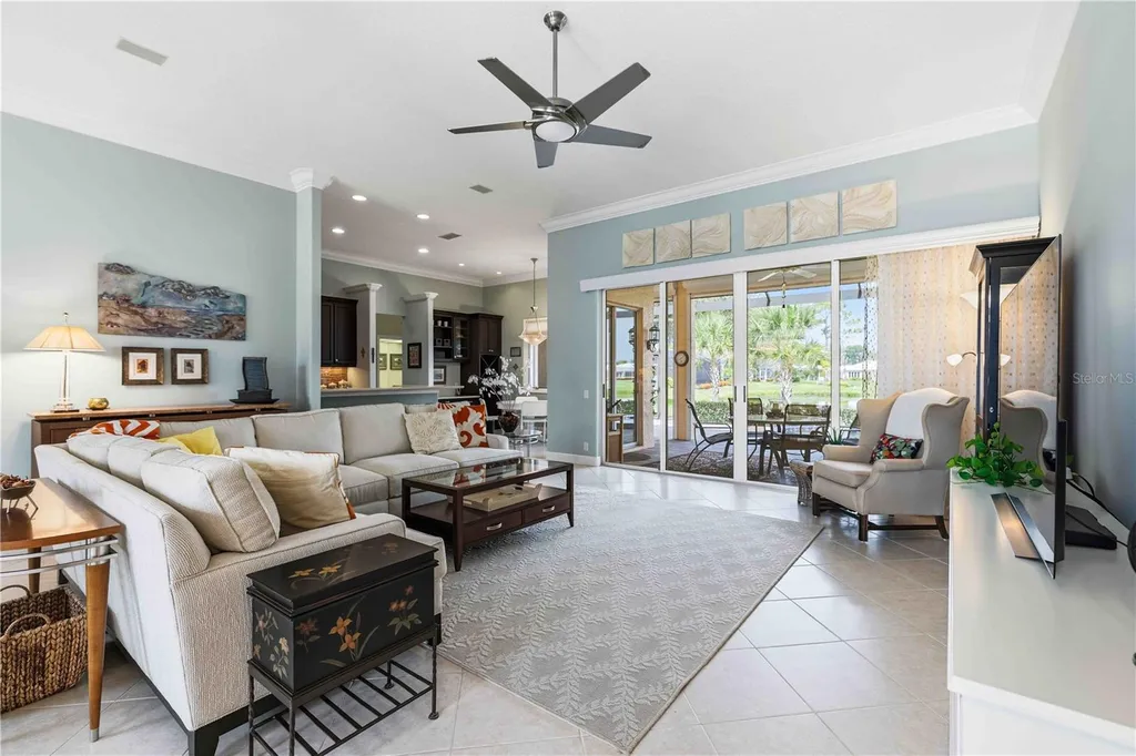 5256 E 88th Street Bradenton FL 34211