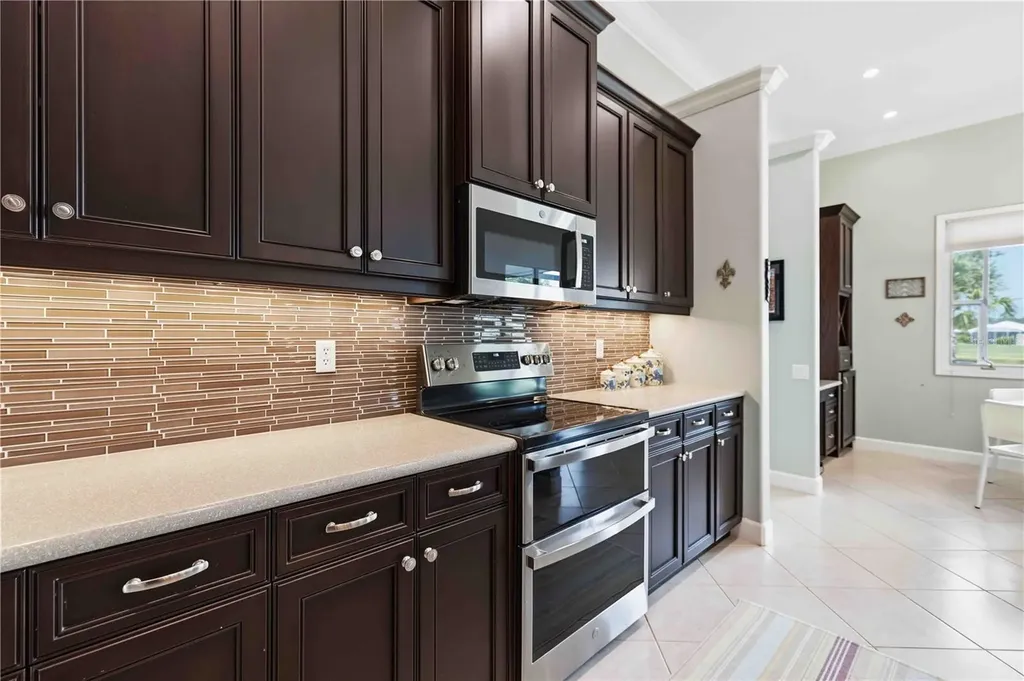 5256 E 88th Street Bradenton FL 34211